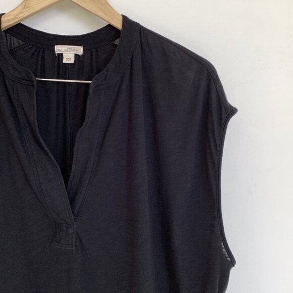 GAP Cotton Split-neck muscle tee Large Black - Picture 2 of 8